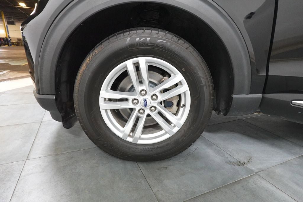Used 2021 Ford Explorer XLT AWD/4WD image 31