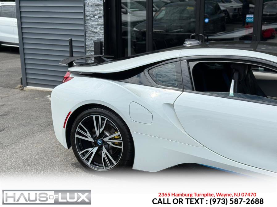 Used 2015 BMW i8 2dr Cpe image 18