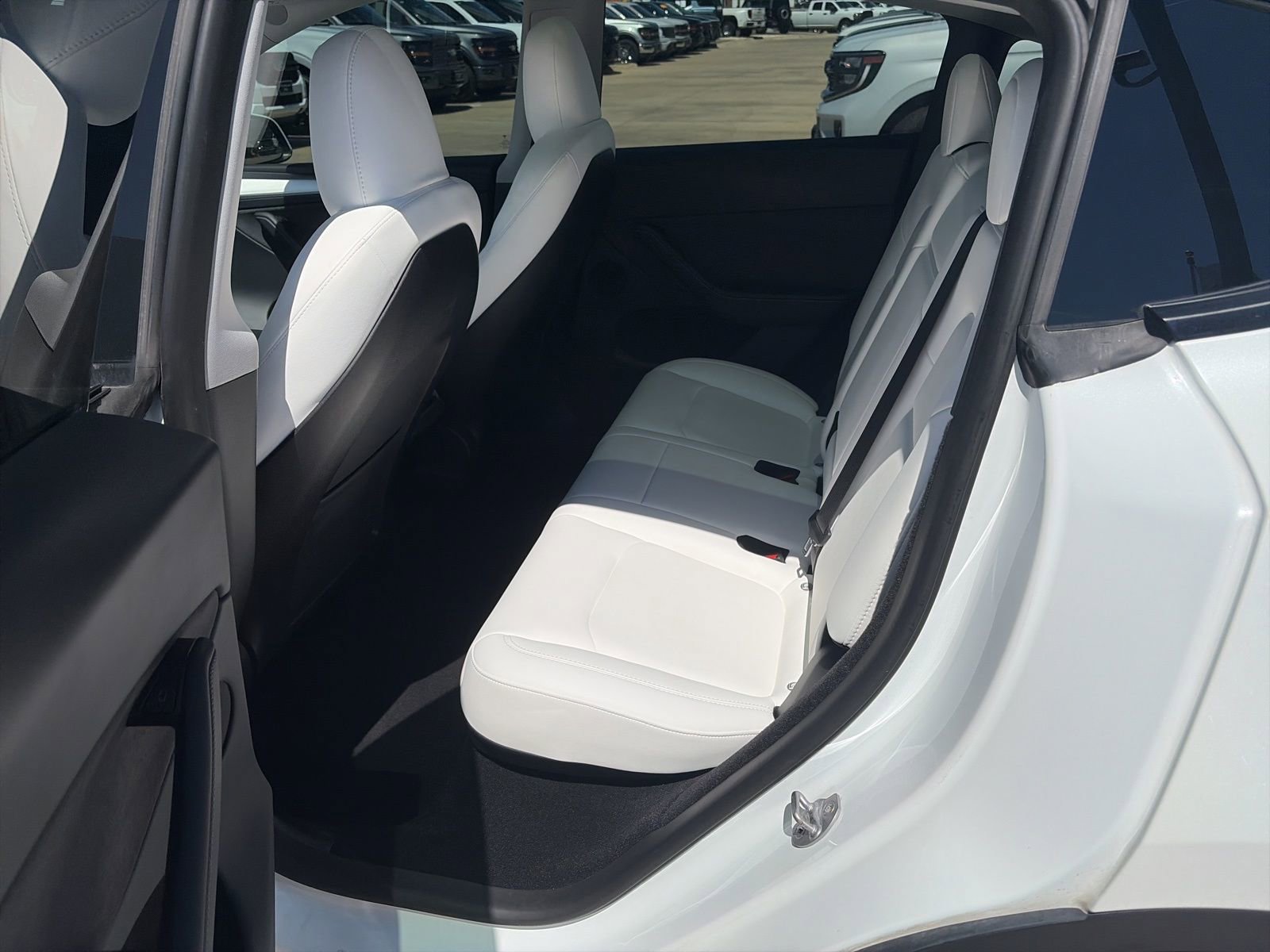 Used 2023 Tesla Model Y Long Range image 14