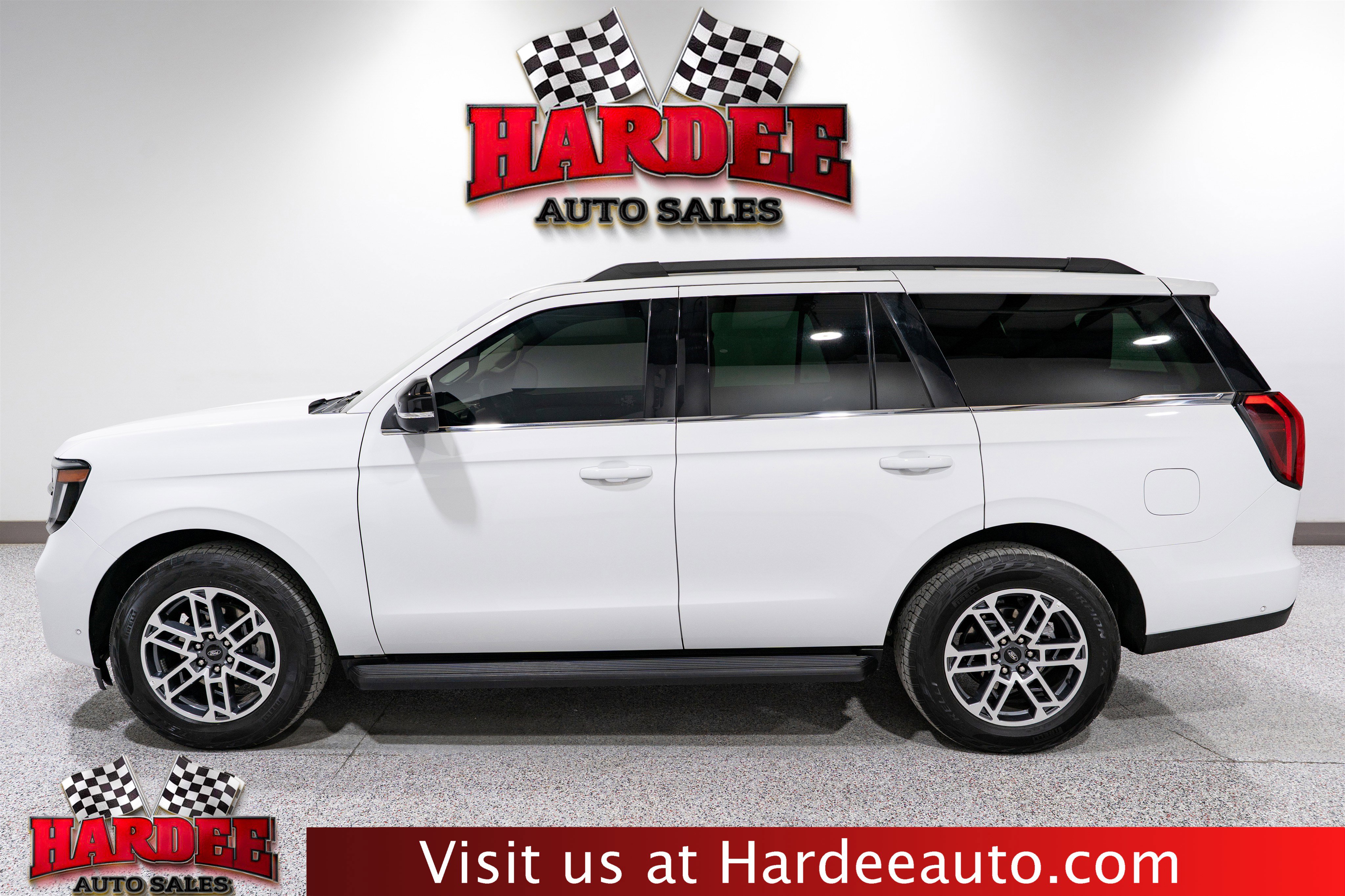 Used 2025 Ford Expedition Active