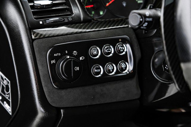 Used 2013 Maserati GranTurismo Sport image 18