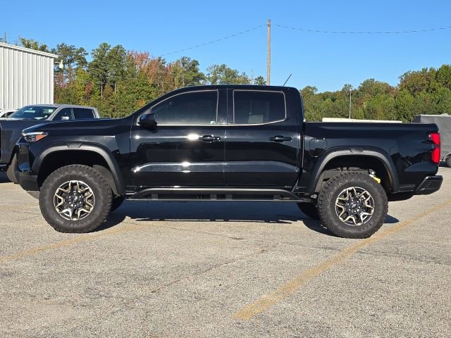 Used 2024 Chevrolet Colorado ZR2 image 2