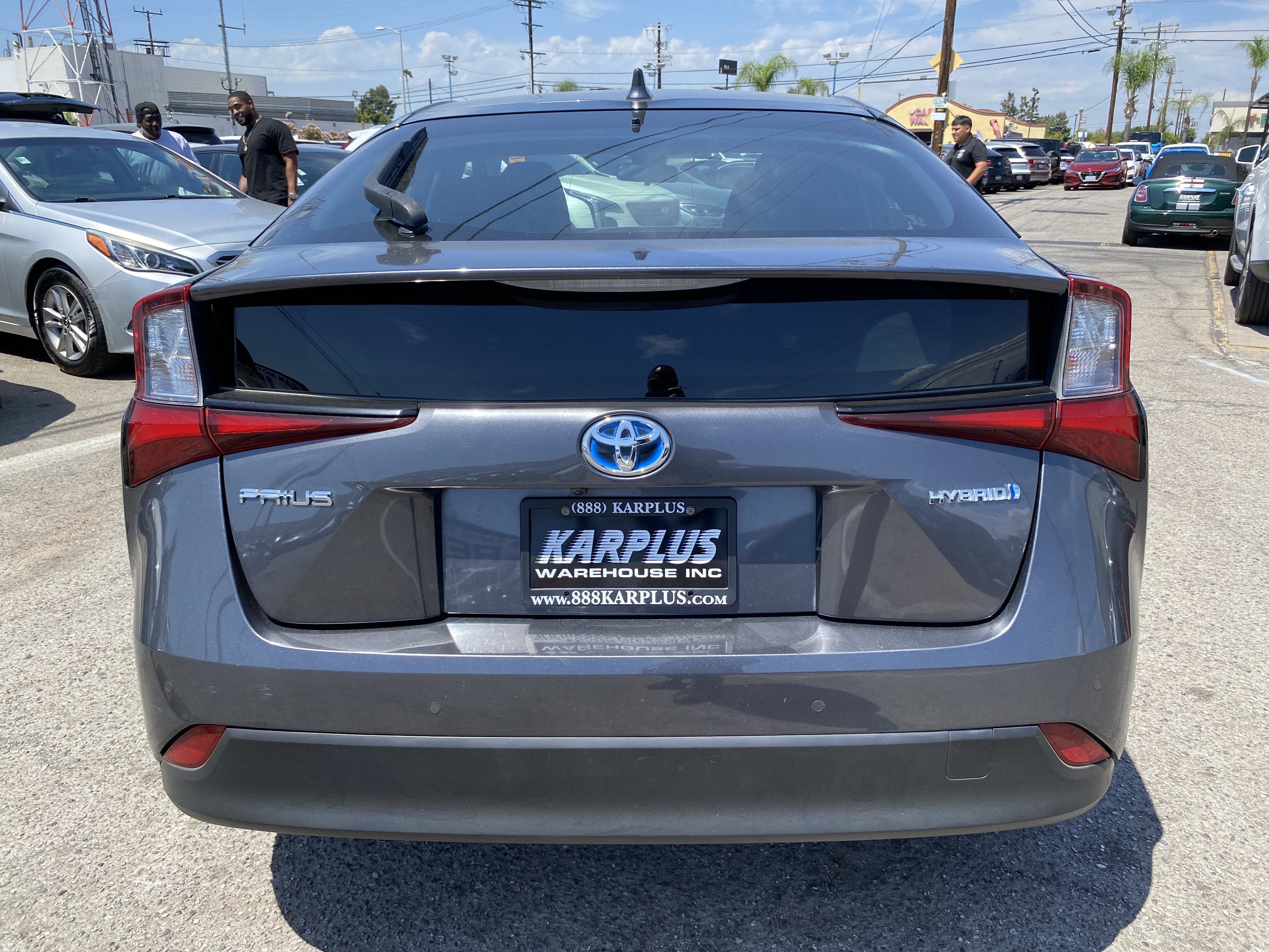 Used 2021 Toyota Prius LE FWD image 11
