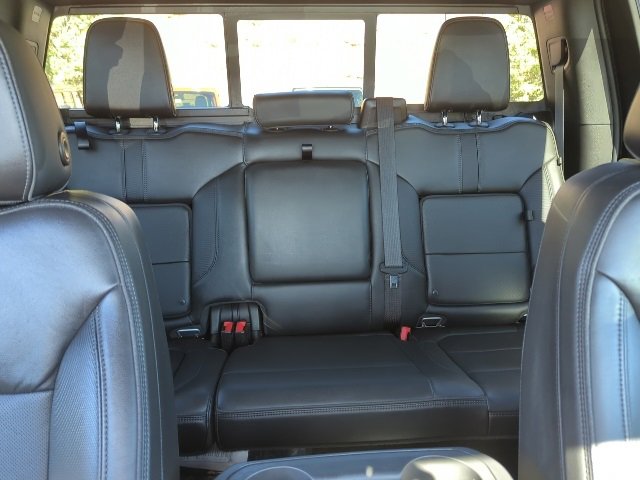 Used 2023 Chevrolet Silverado 3500 High Country w/ Safety Package II image 22