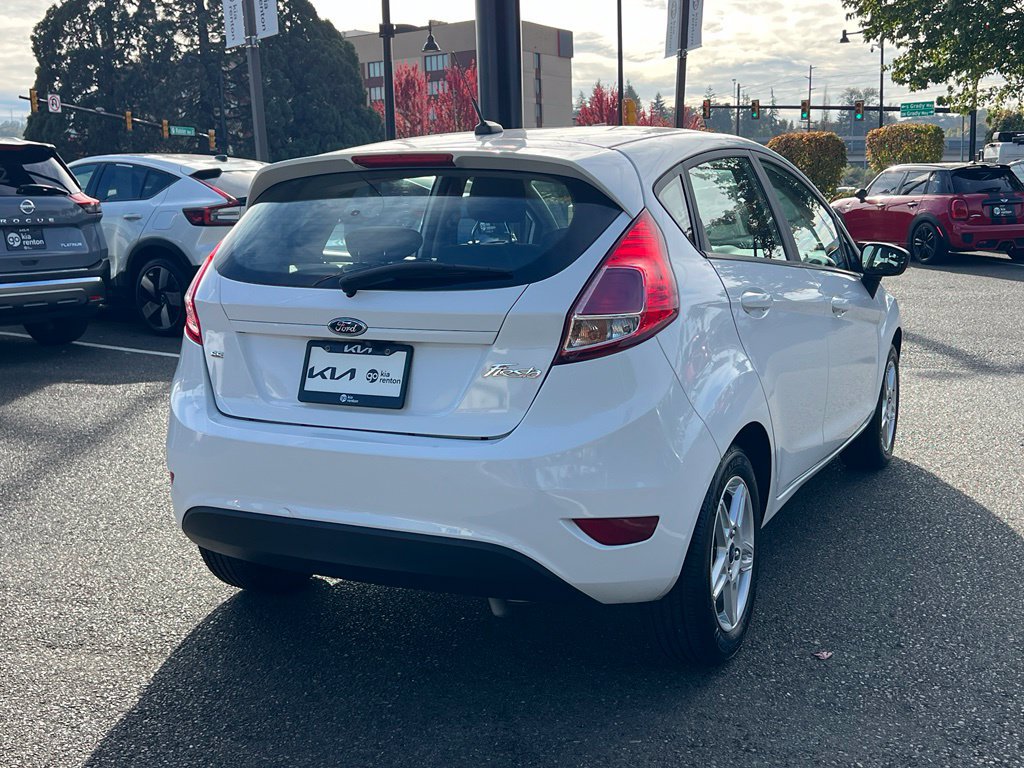 Used 2018 Ford Fiesta SE FWD image 5