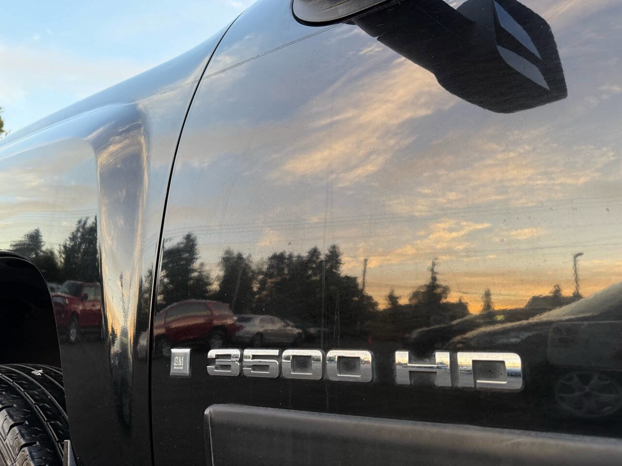 Used 2008 Chevrolet Silverado 3500 LT w/ EZ-Lift Tailgate Package RWD image 18