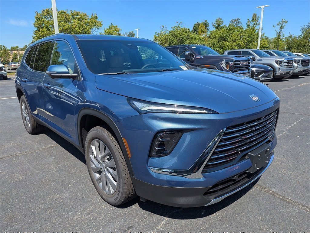 New 2026 Buick Enclave Preferred w/ Power Package image 2