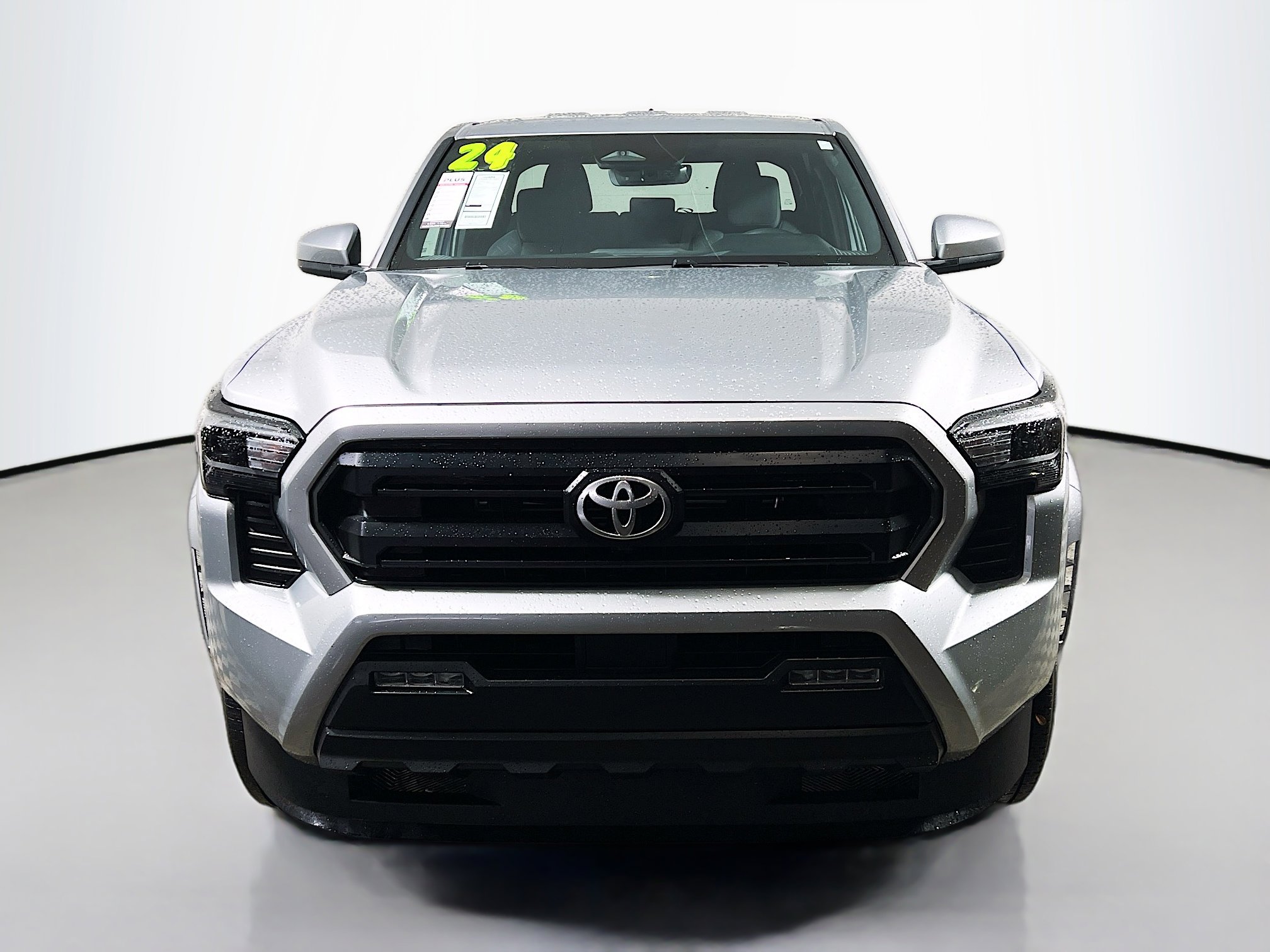 Used 2024 Toyota Tacoma SR5 image 11