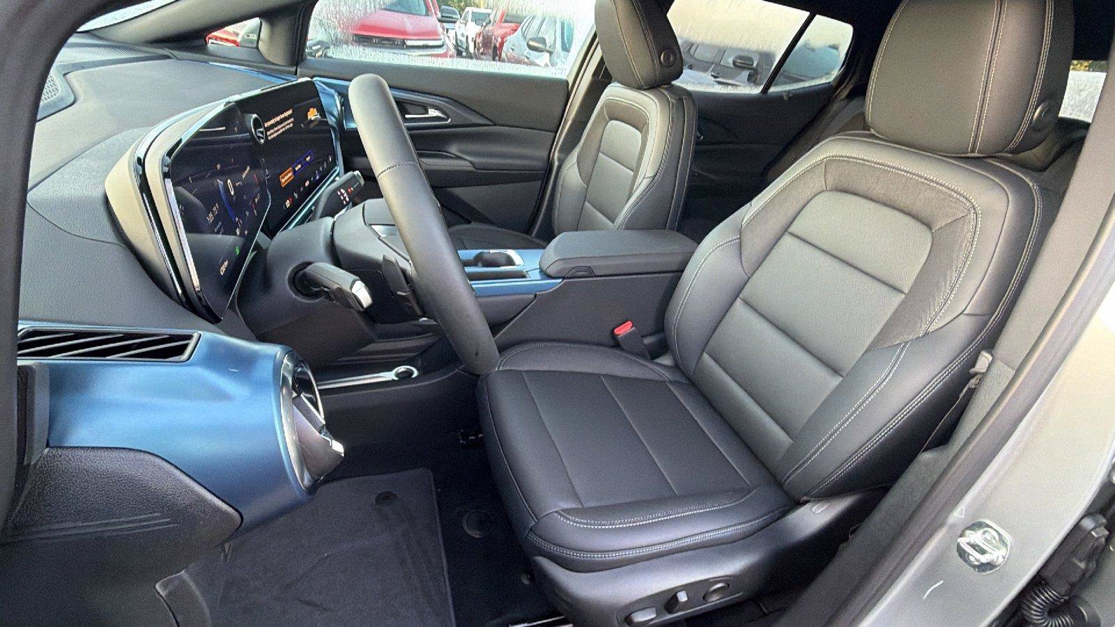 New 2026 Chevrolet Equinox EV LT FWD image 4