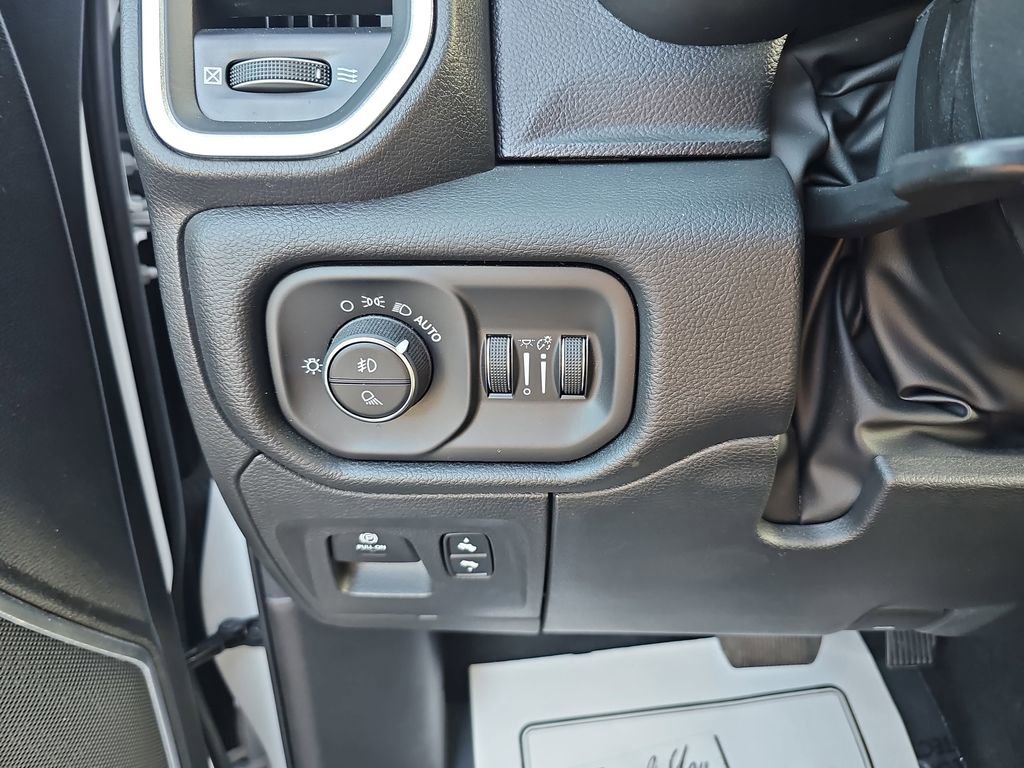 Used 2022 RAM 1500 Laramie image 29