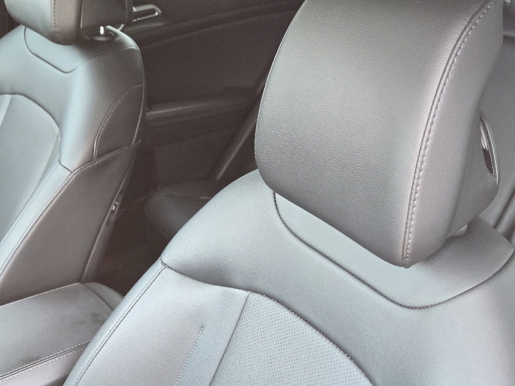 Certified 2024 Kia Sportage EX image 20