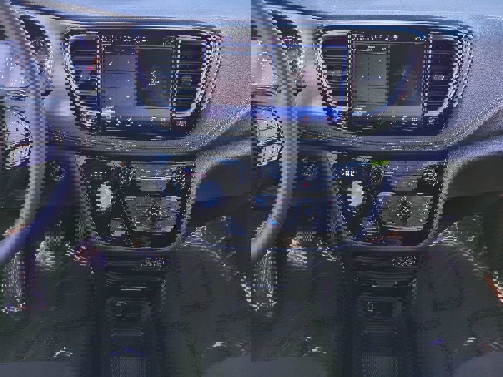 Used 2024 Chrysler Pacifica Touring image 11