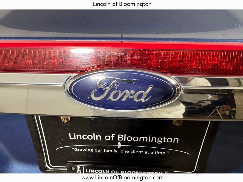 Used 2010 Ford Fusion SEL FWD image 25
