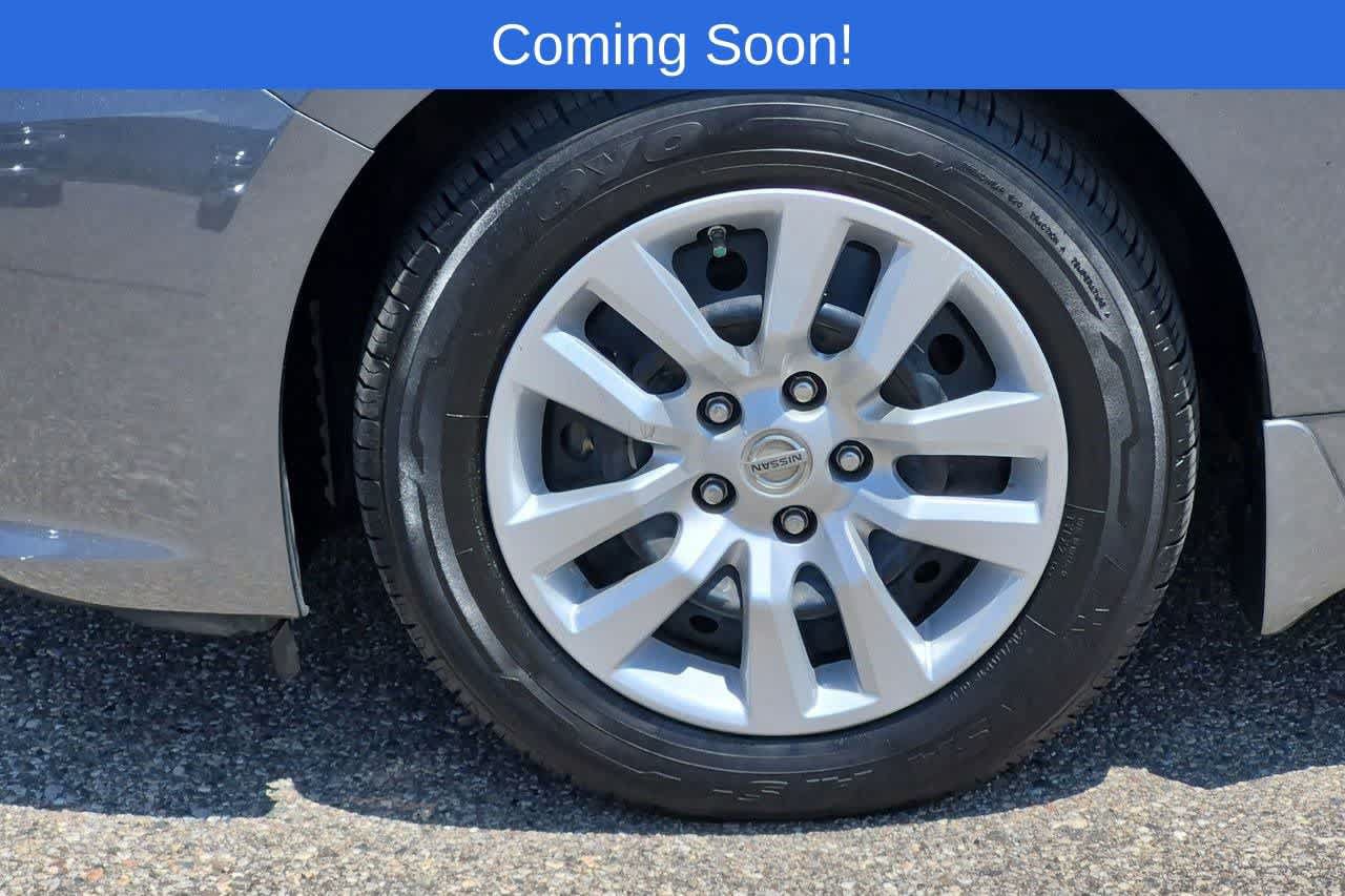 Used 2017 Nissan Altima 2.5 S w/ Power Driver Seat Package FWD image 13