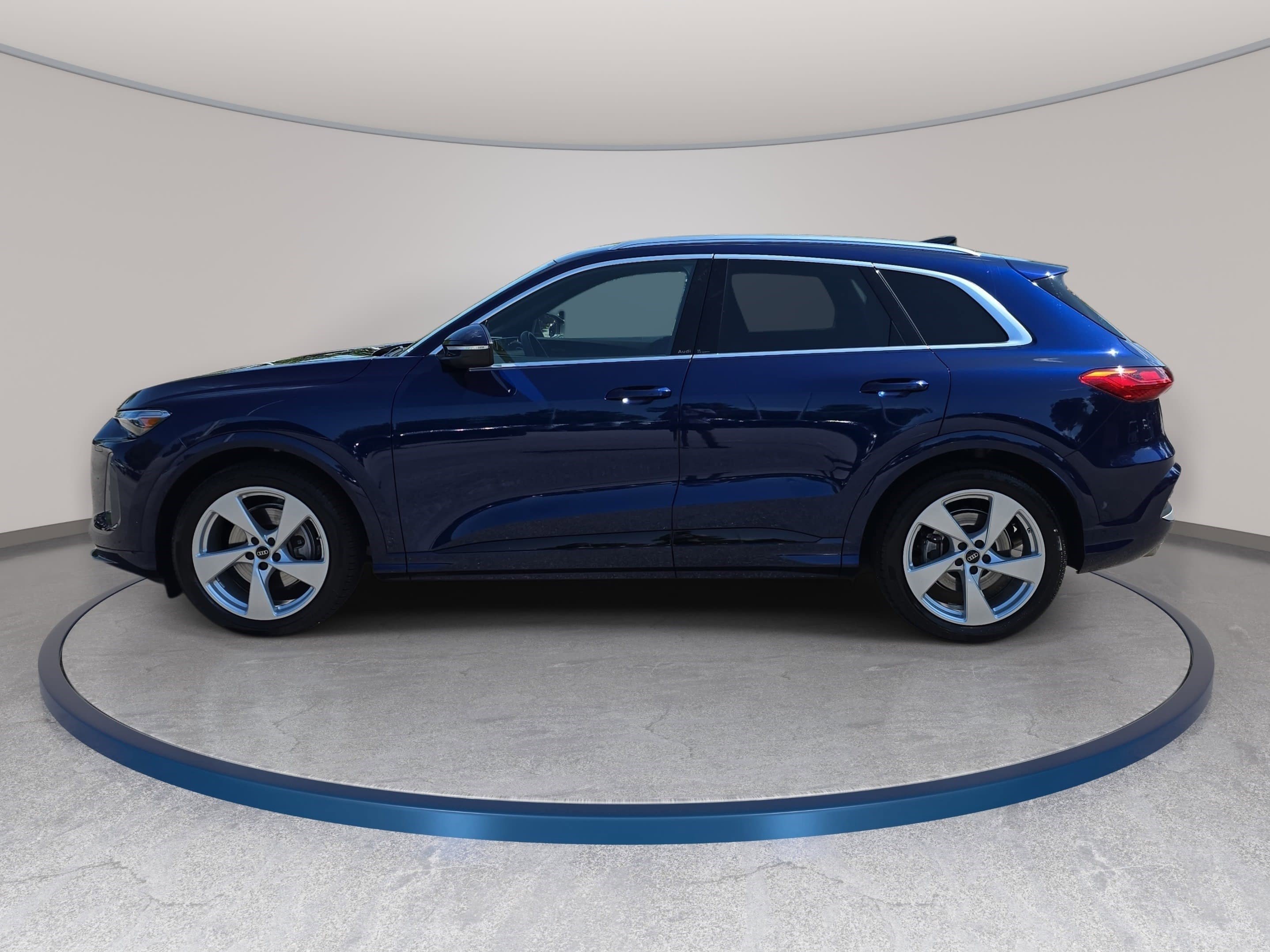 Used 2025 Audi Q5 Prestige AWD/4WD image 8