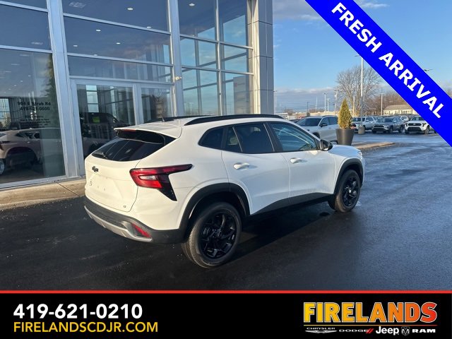 Used 2025 Chevrolet Trax LT image 26