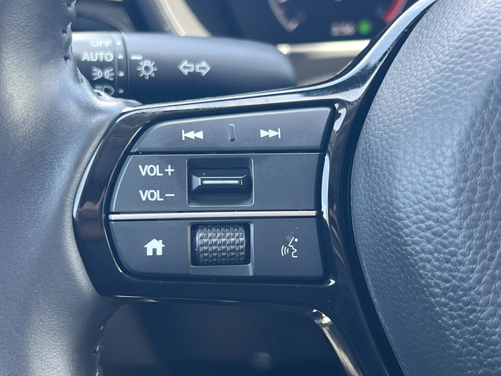 Certified 2024 Honda CR-V EX-L image 9