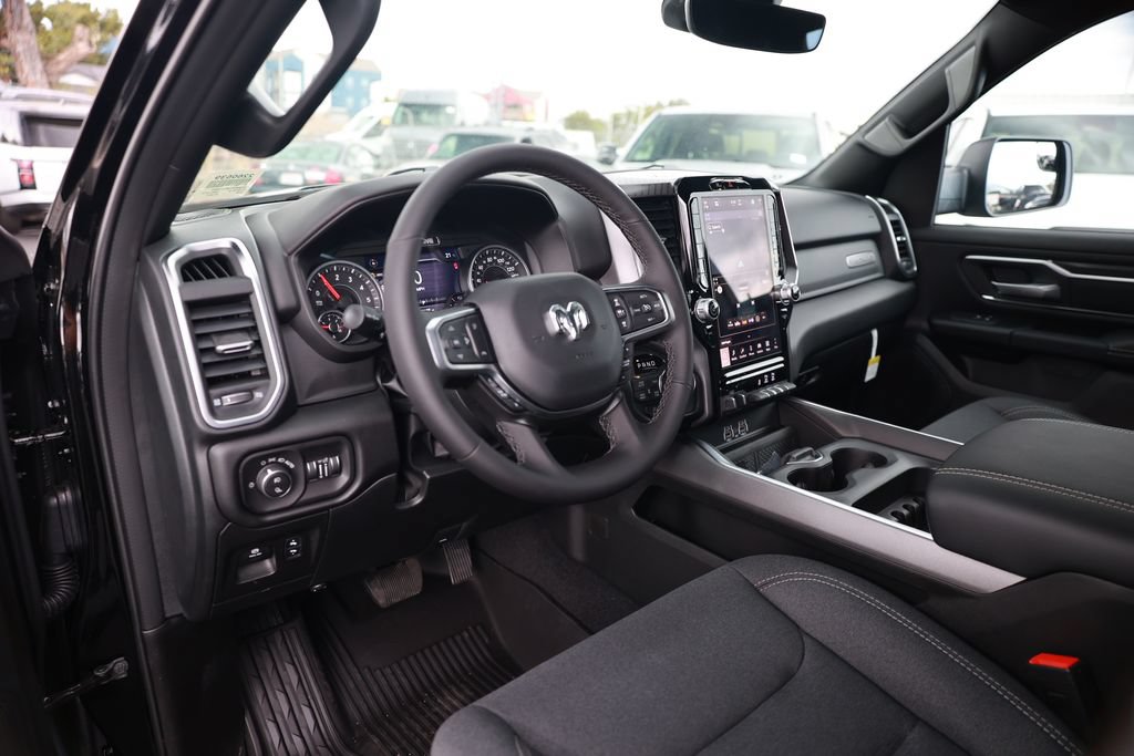 New 2026 RAM 1500 Big Horn AWD/4WD image 11