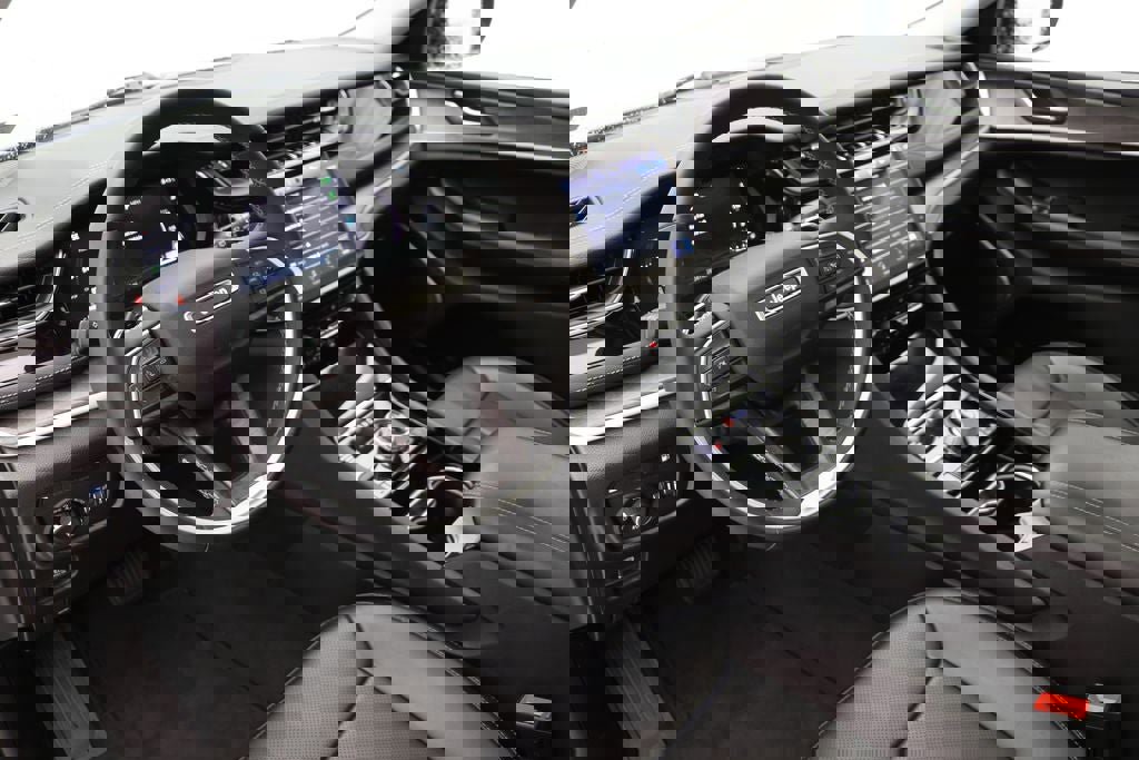 Used 2023 Jeep Grand Cherokee 4xe w/ Luxury Tech Group II image 14