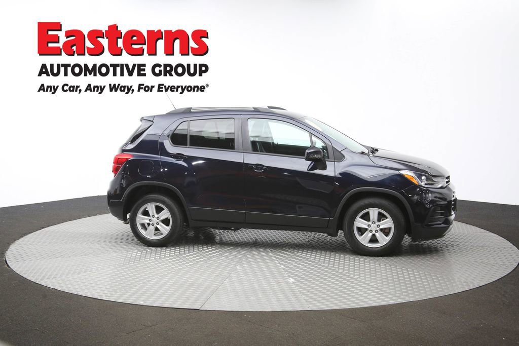 Used 2021 Chevrolet Trax LT w/ Driver Confidence Package image 44