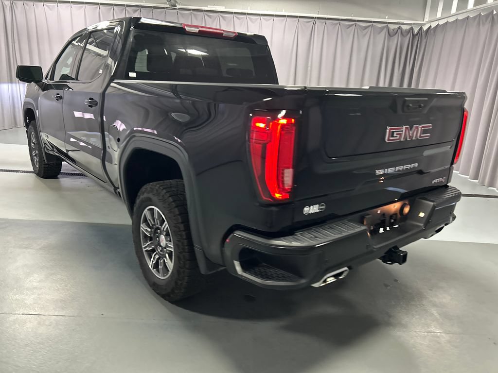 Used 2025 GMC Sierra 1500 AT4 AWD/4WD image 5