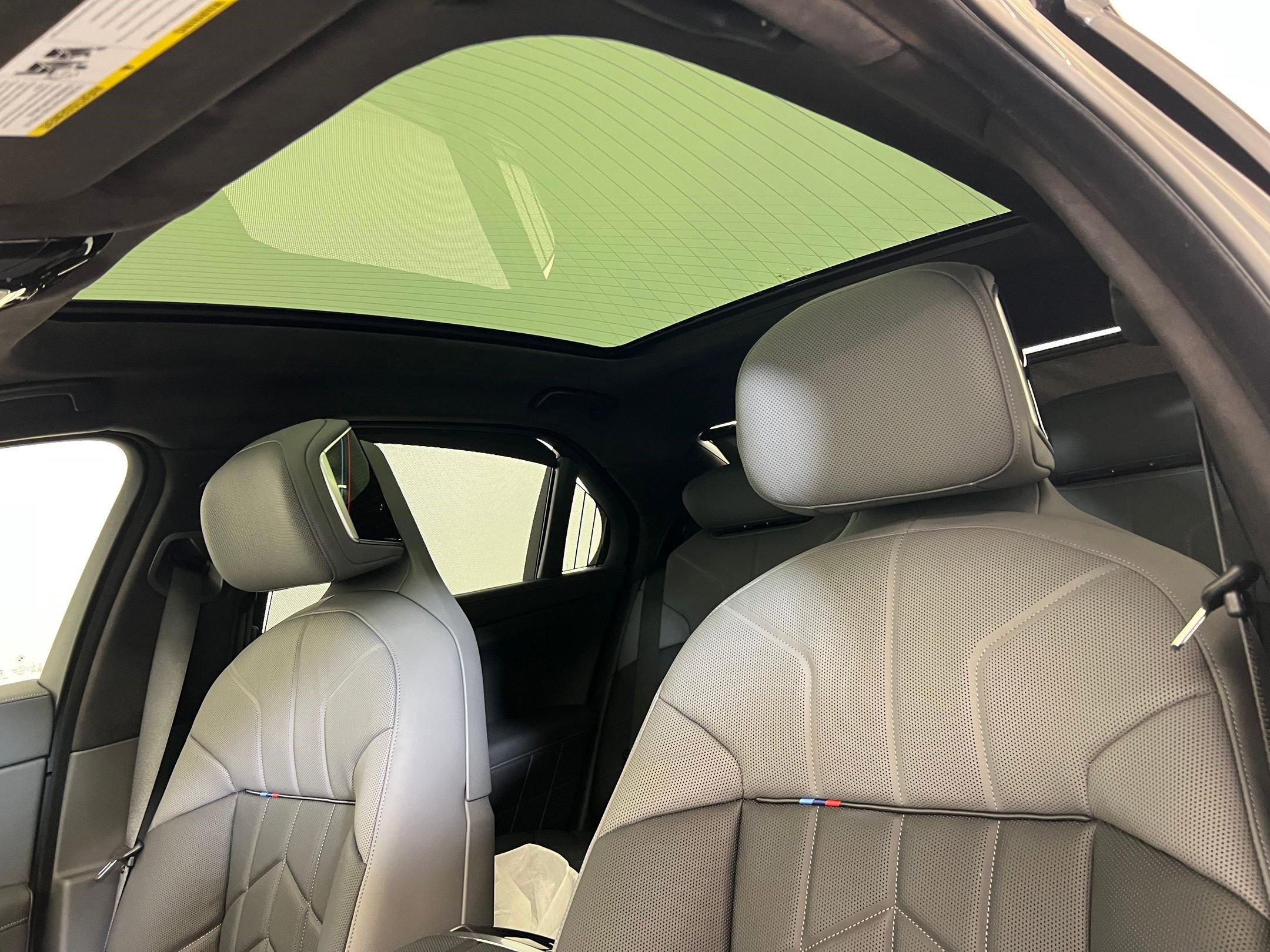 New 2026 BMW i7 eDrive50 w/ Executive Package image 15