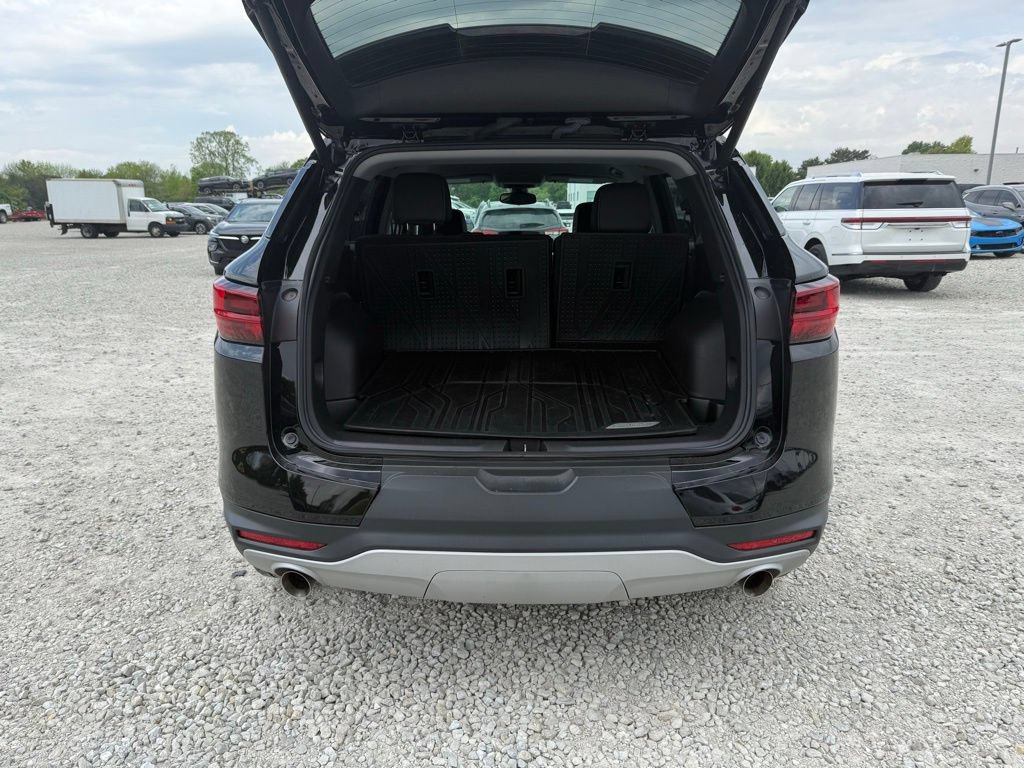 Used 2024 Chevrolet Blazer LT w/ Redline Edition FWD image 13