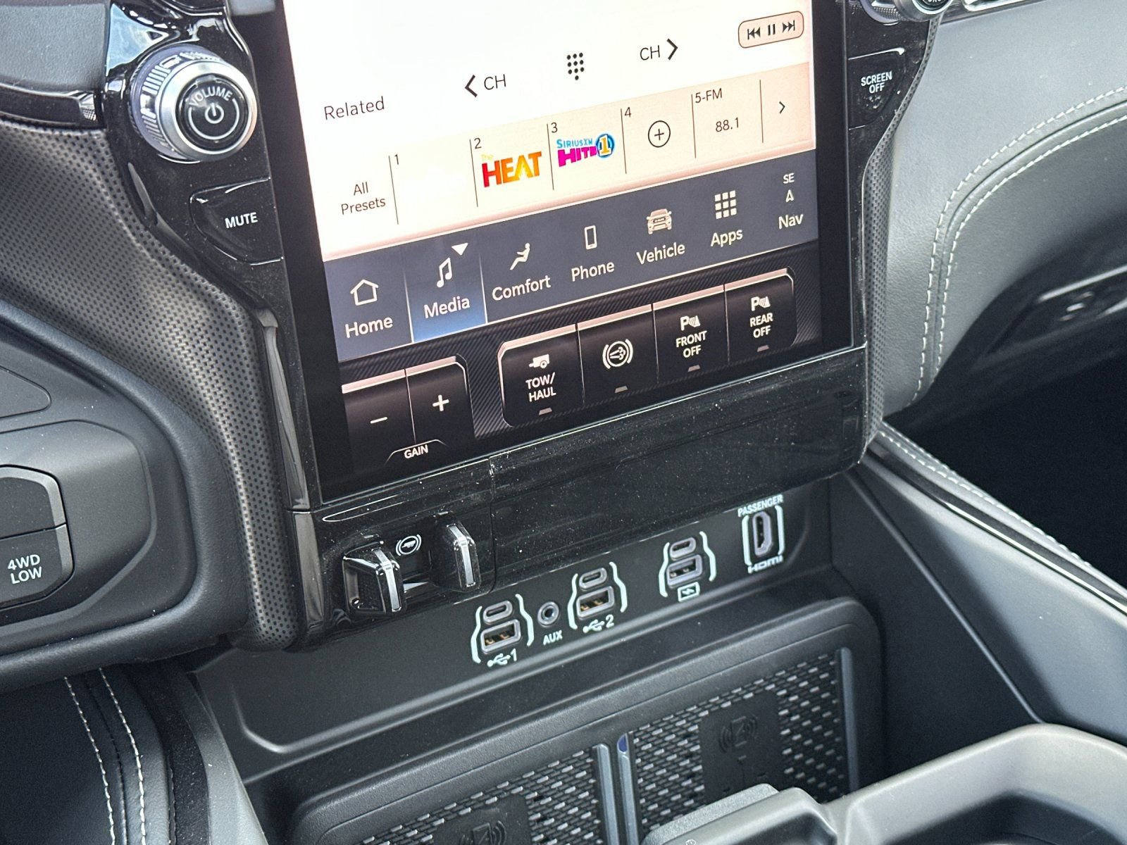 New 2026 RAM 2500 Limited image 20