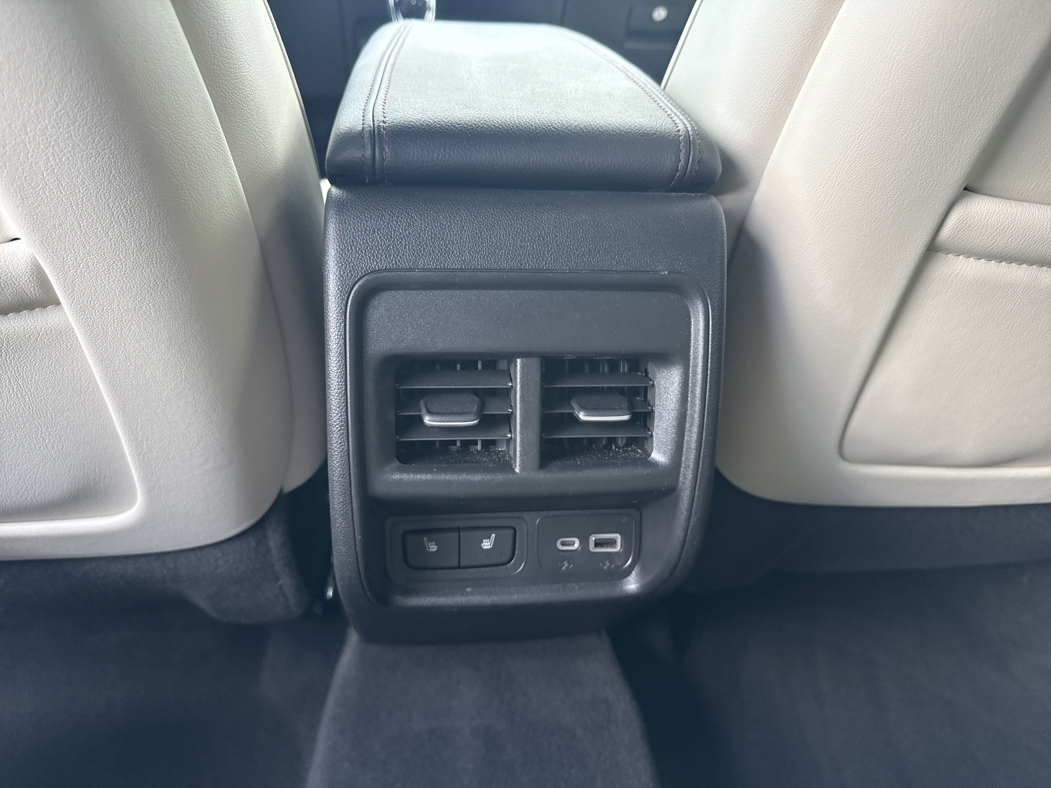 Used 2023 Cadillac XT4 Sport image 30