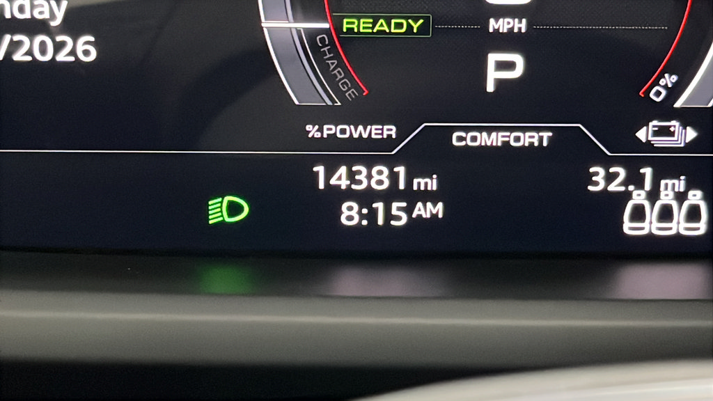 Used 2023 Audi e-tron GT Premium Plus w/ Performance Package AWD/4WD image 10