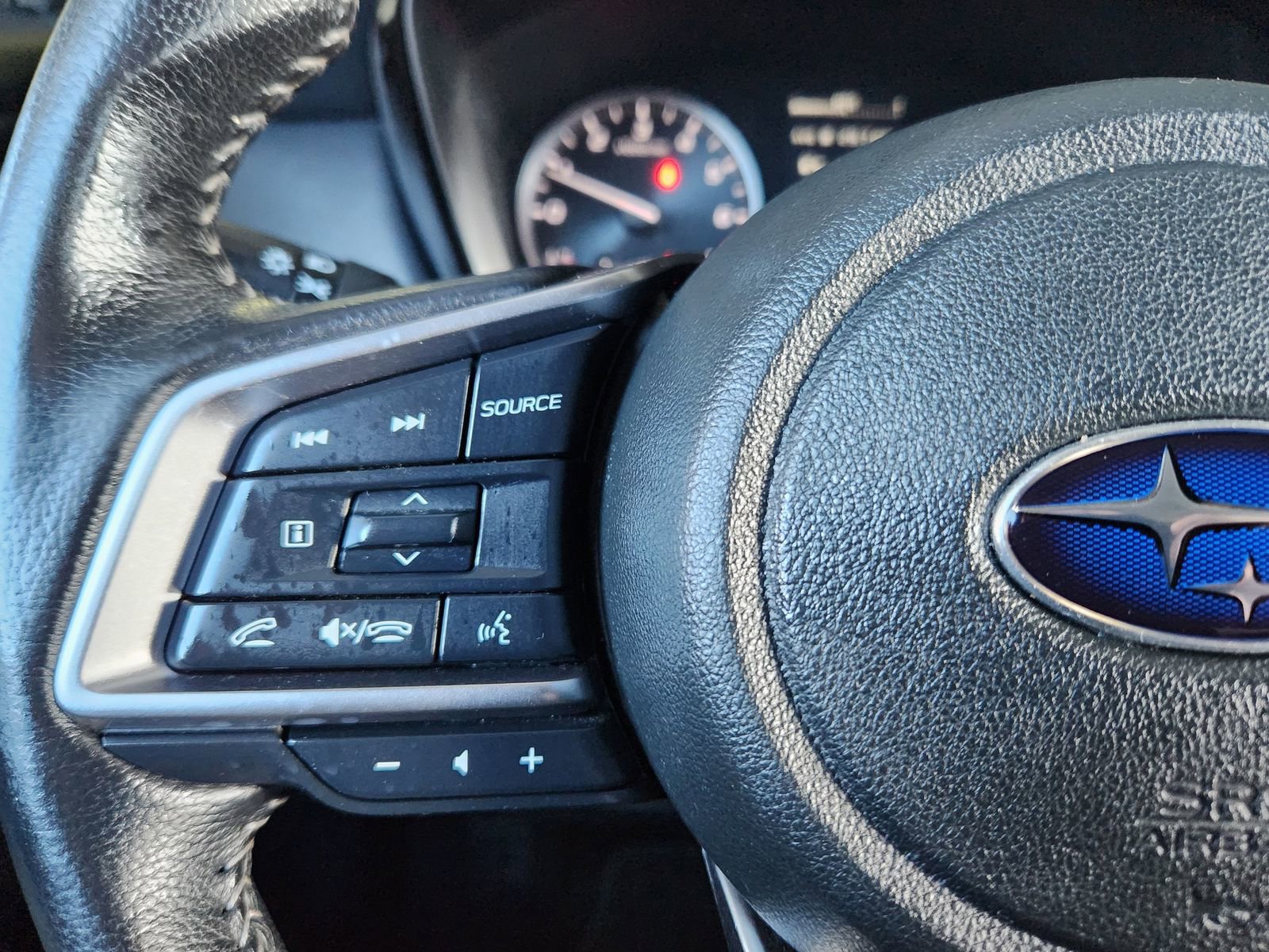 Used 2023 Subaru Outback Premium image 33