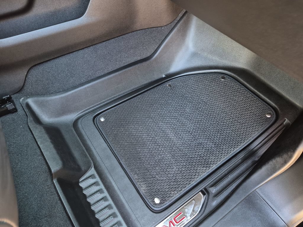 Used 2025 GMC Sierra 2500 AT4X AWD/4WD image 42