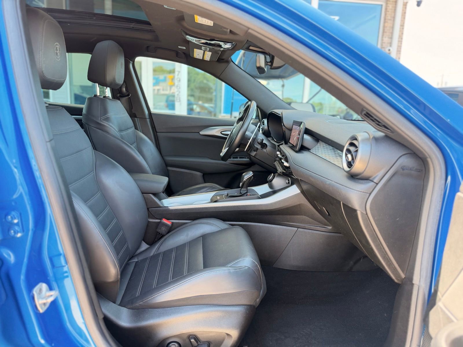 Used 2024 Alfa Romeo Tonale Ti w/ Active Assist Package AWD/4WD image 28