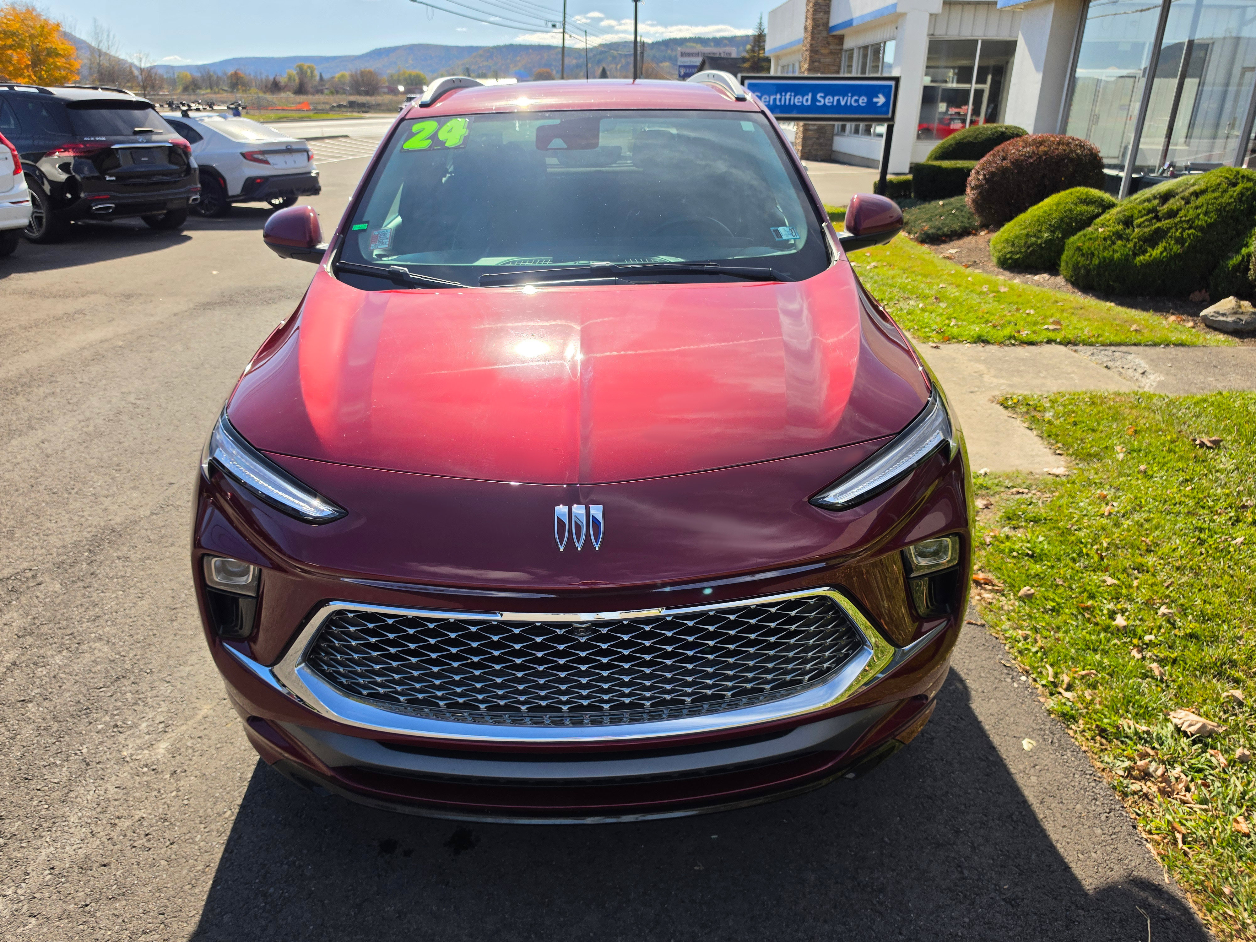 Used 2024 Buick Encore GX Avenir w/ Avenir Technology Package AWD/4WD image 9