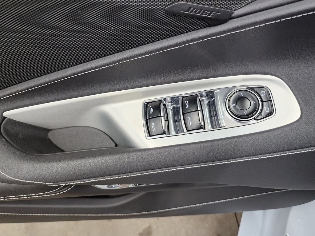 Used 2024 Chevrolet Corvette Stingray Convertible w/ Z51 Performance Package RWD image 10