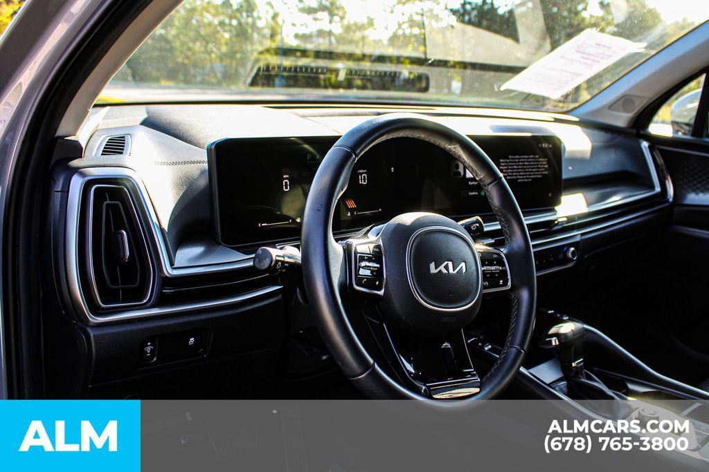 Used 2025 Kia Sorento S FWD image 32