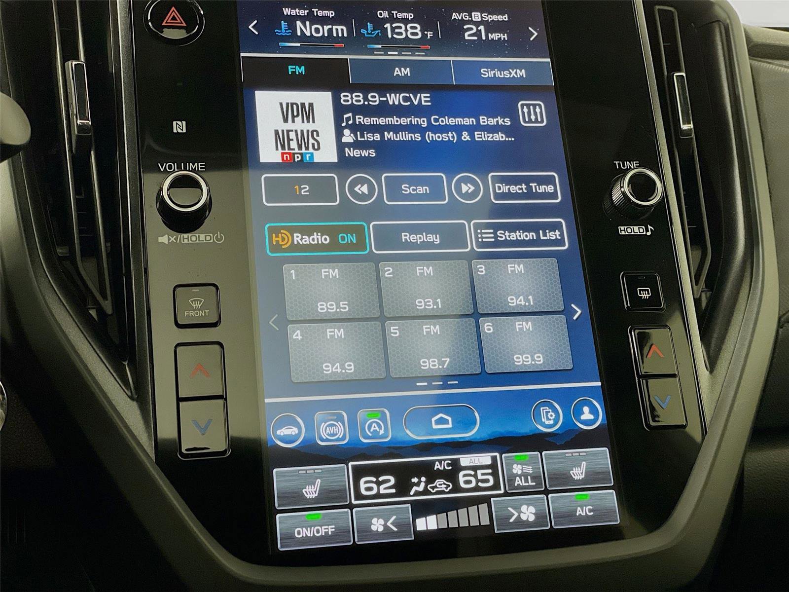 Certified 2025 Subaru Forester Premium AWD/4WD image 19