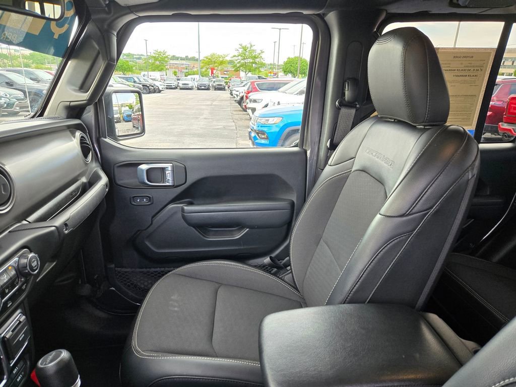 Used 2023 Jeep Gladiator Sport AWD/4WD image 28