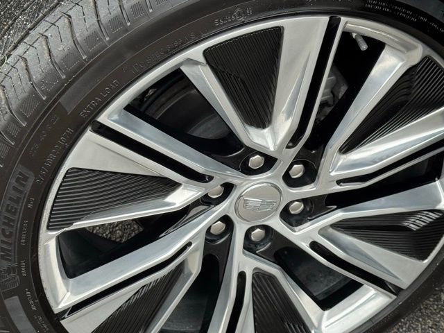 Certified 2024 Cadillac Lyriq Luxury w/ LPO, Floor Liner Package image 12