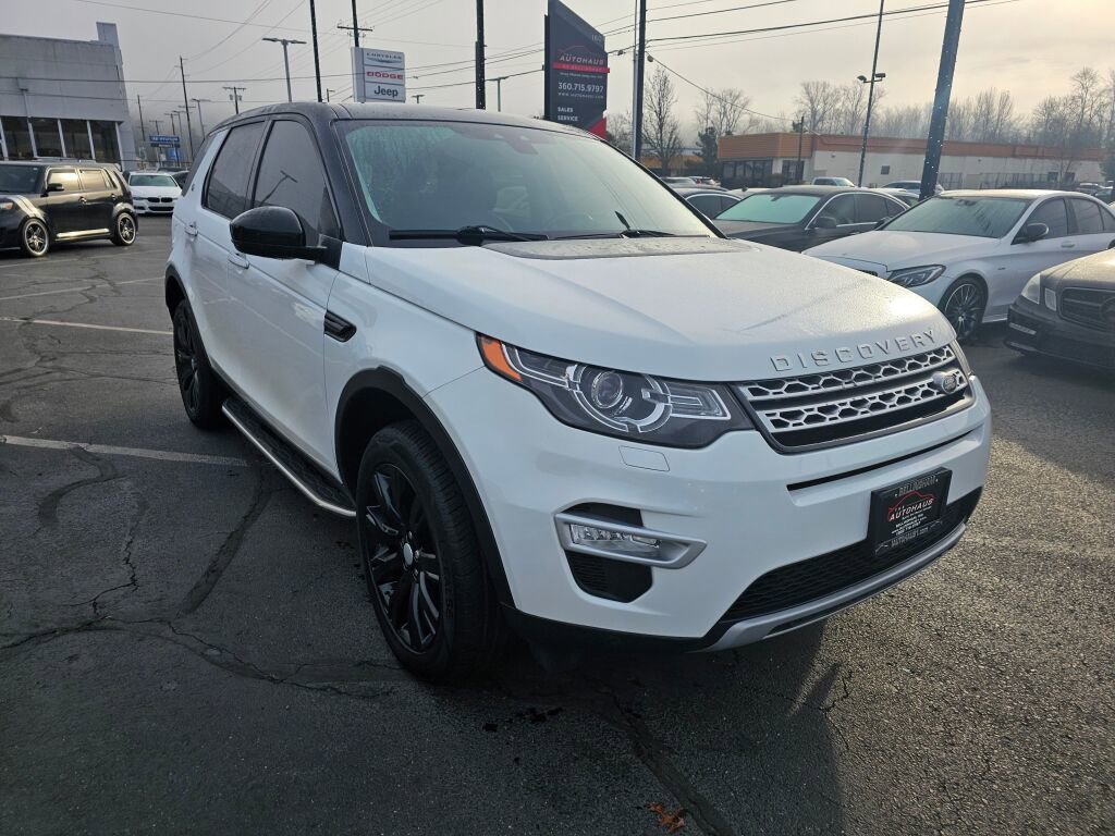 Used 2016 Land Rover Discovery Sport HSE Luxury AWD/4WD image 7