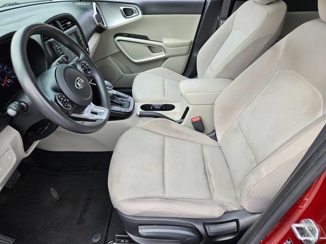 Used 2020 Kia Soul LX FWD image 7