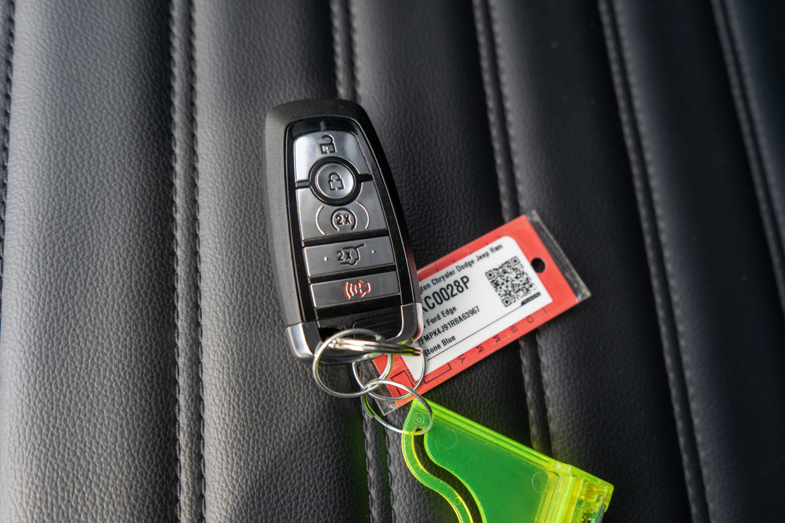 Used 2024 Ford Edge SEL w/ Convenience Package AWD/4WD image 30