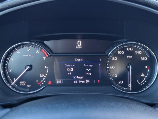 Used 2023 Cadillac XT4 Premium Luxury image 10