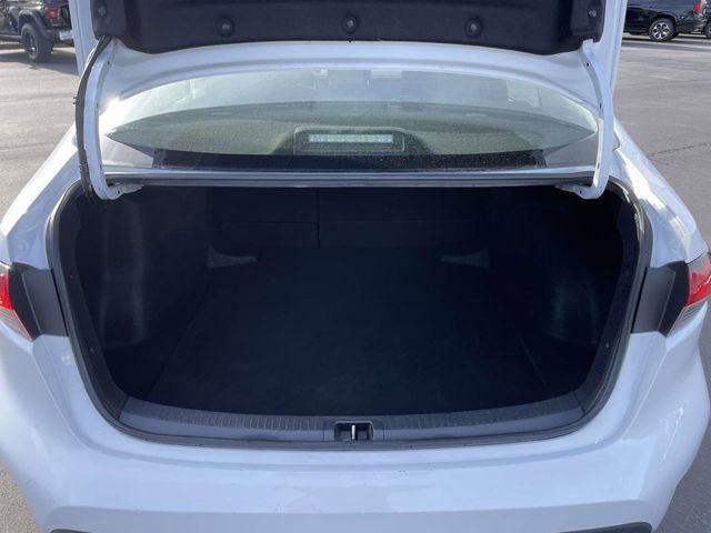 Used 2024 Toyota Corolla LE image 13