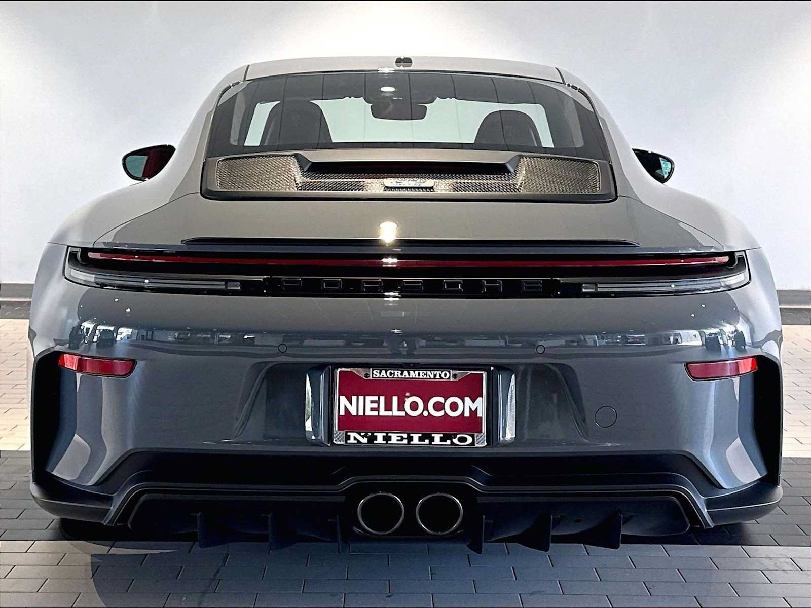 New 2026 Porsche 911 GT3 RWD image 6