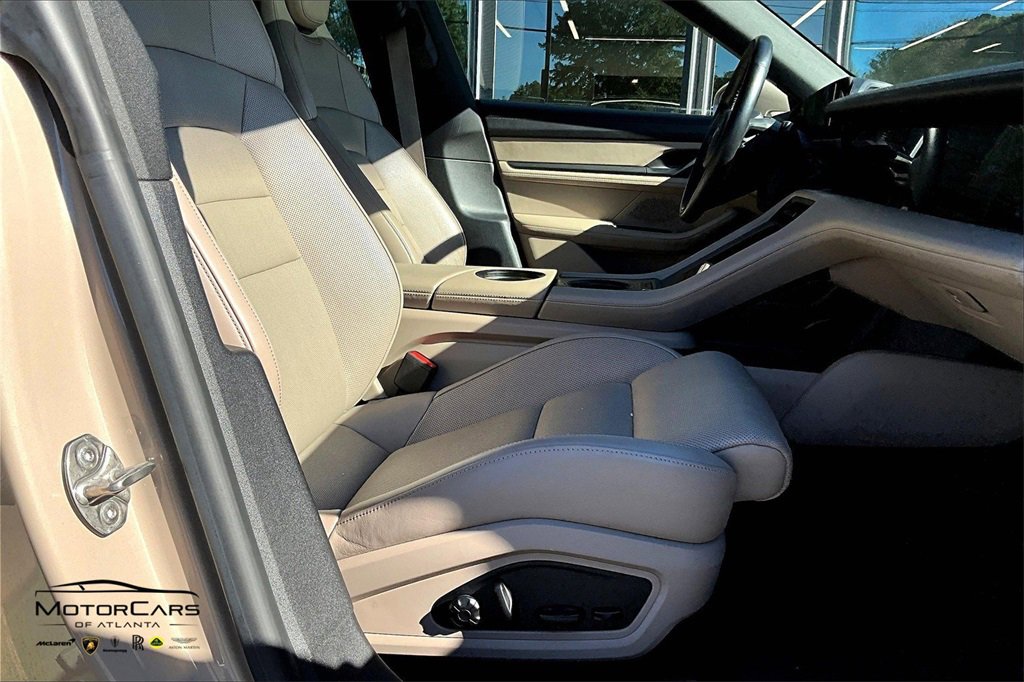Used 2021 Porsche Taycan 4S image 9