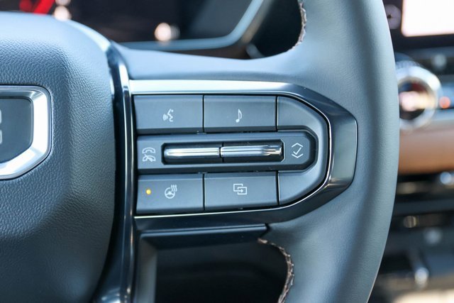 New 2026 GMC Canyon AT4 w/ AT4 Premium Package image 21