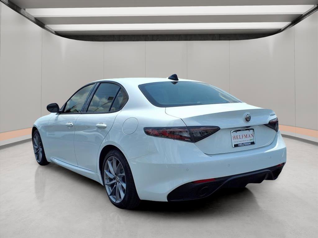 New 2025 Alfa Romeo Giulia image 5