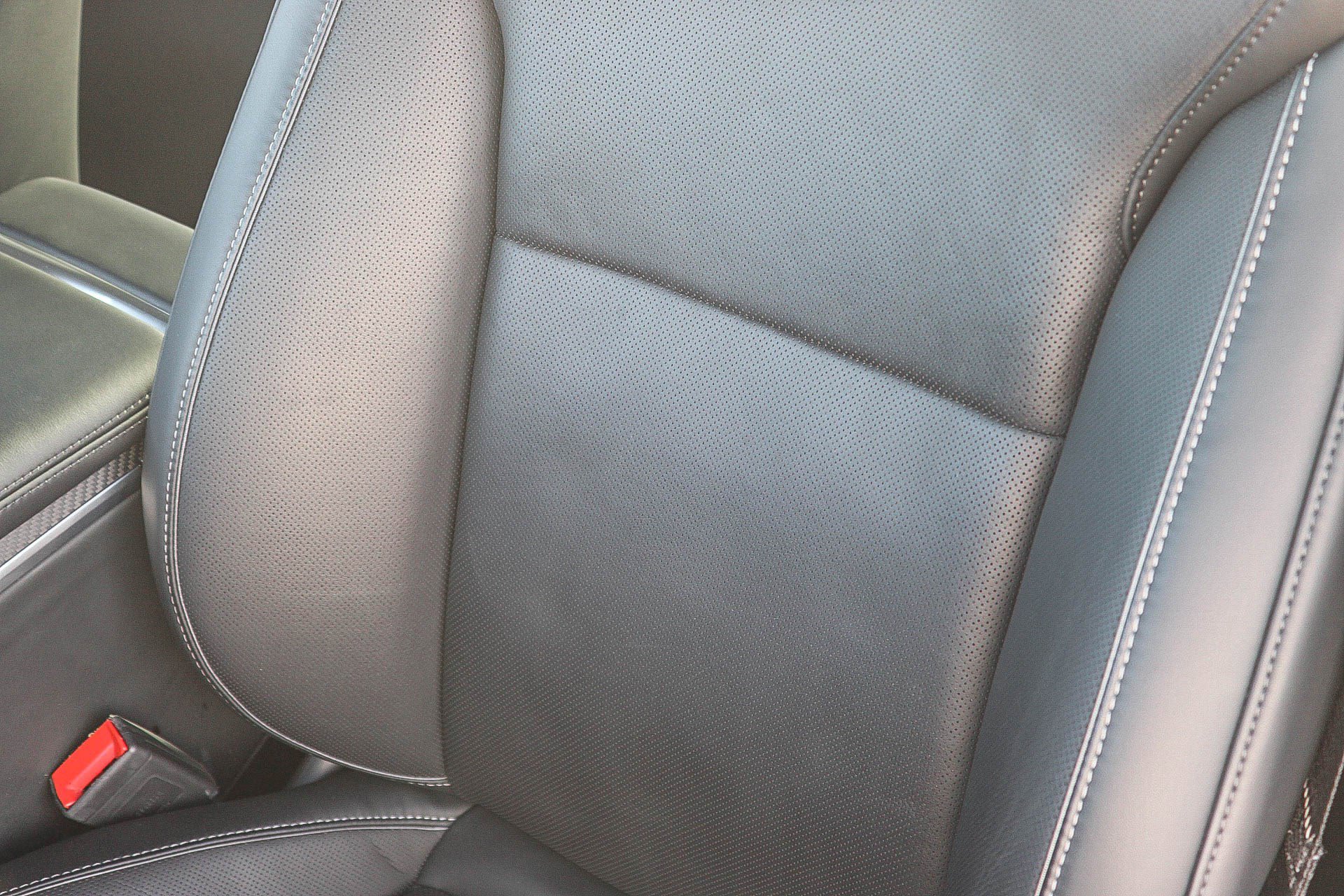 Used 2022 Tesla Model X Plaid image 23