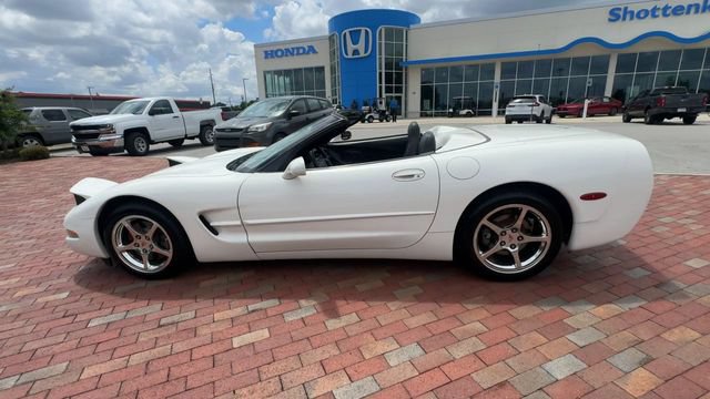 Used 2003 Chevrolet Corvette Convertible RWD image 8